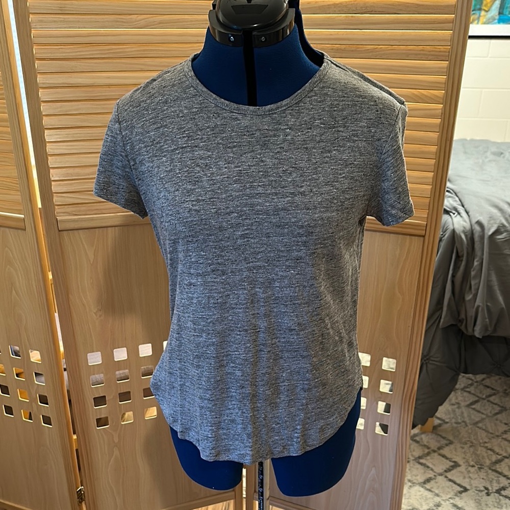 NWT Frame Denim Gray Women's Tee